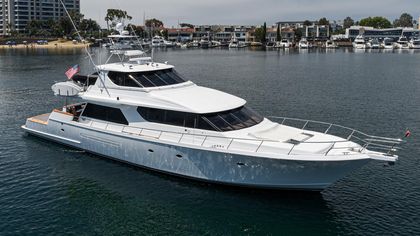 95' West Bay 2003 Yacht For Sale